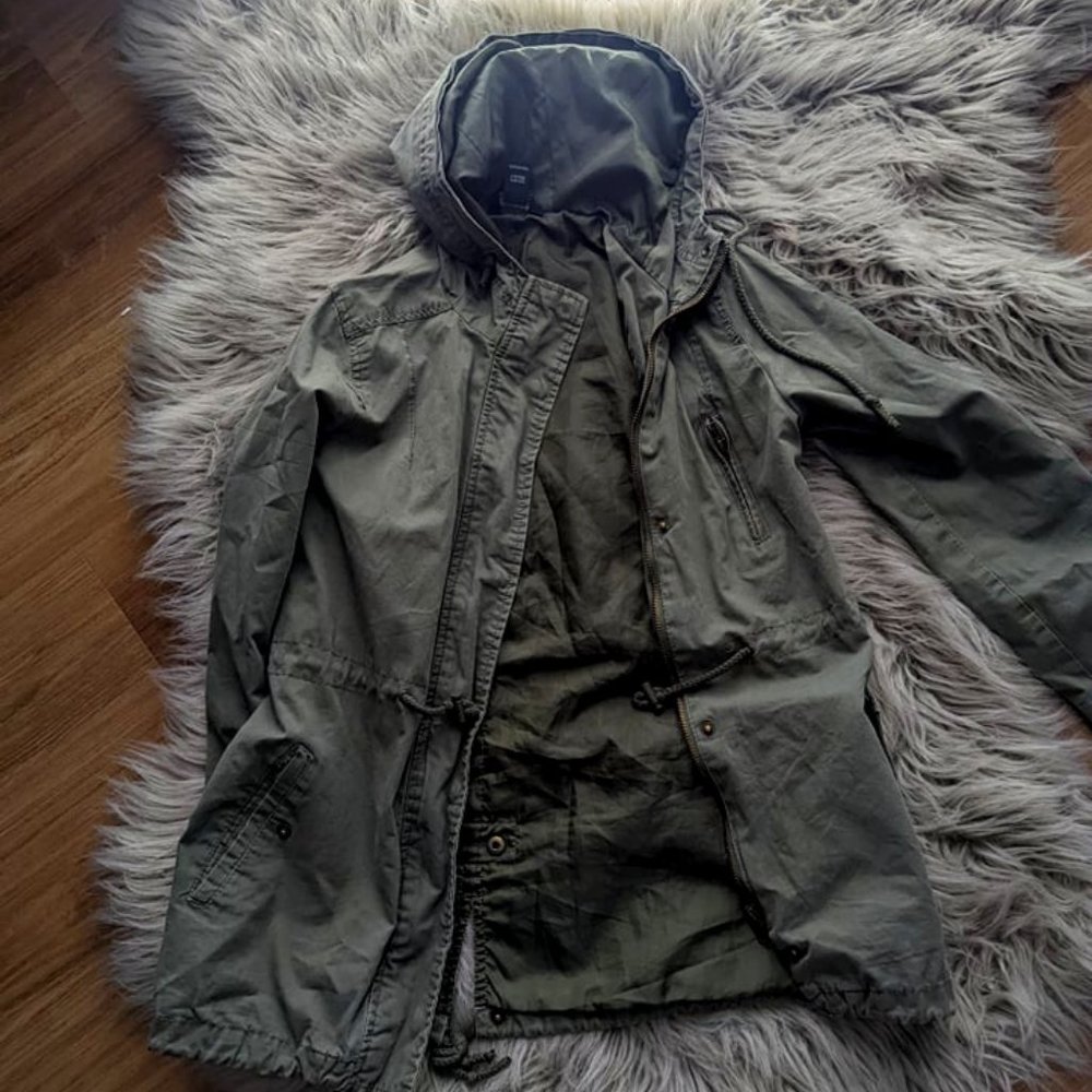 U2B Jacket
